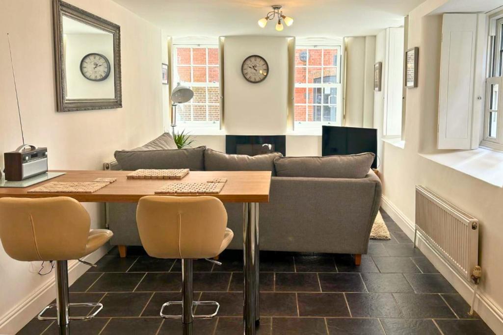 Harbour Haven - 1-bedroom, Cosy In * Weymouth